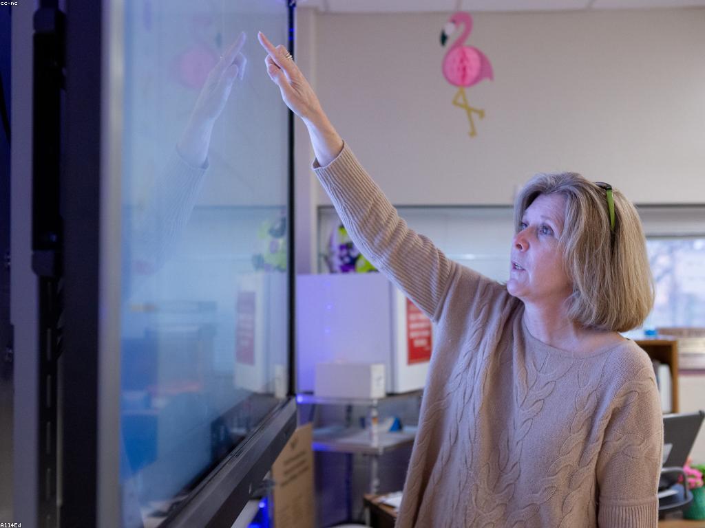 ការពិចារណានៃក្បាច់បច្ចេកទេសក្នុងការបង្កើតនិពន្ធធ្វើឱ្យមានប្រសិទ្ធភាព